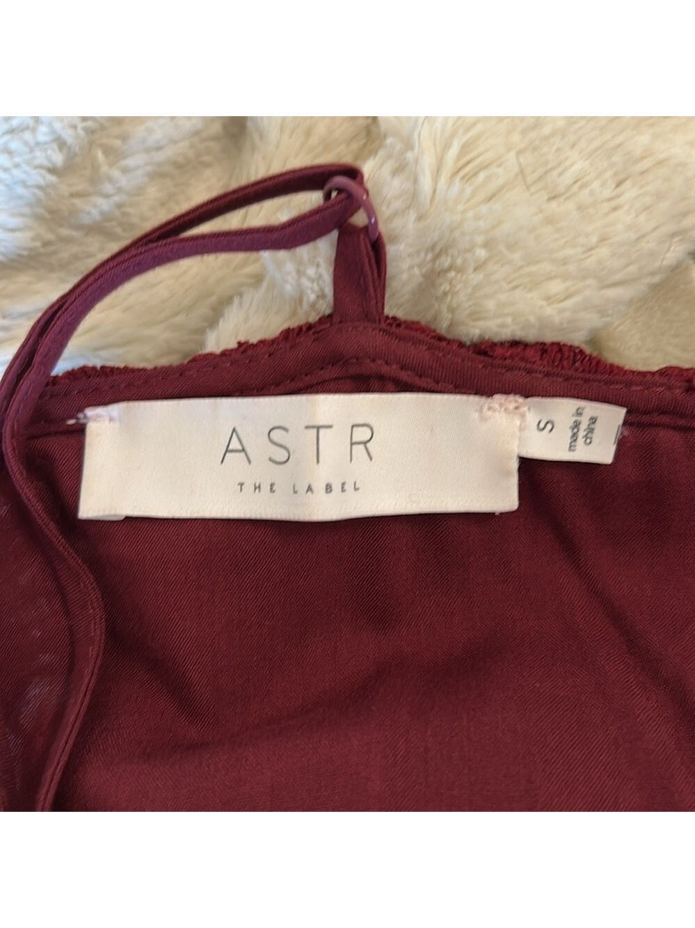 ASTR the Label cranberry lace spaghetti strap tea length dress size S - Picture 13 of 14